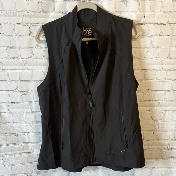 Barco Uniforms Jackets & Coats Barco One Scrub 2 Pocket Vest Poshmark